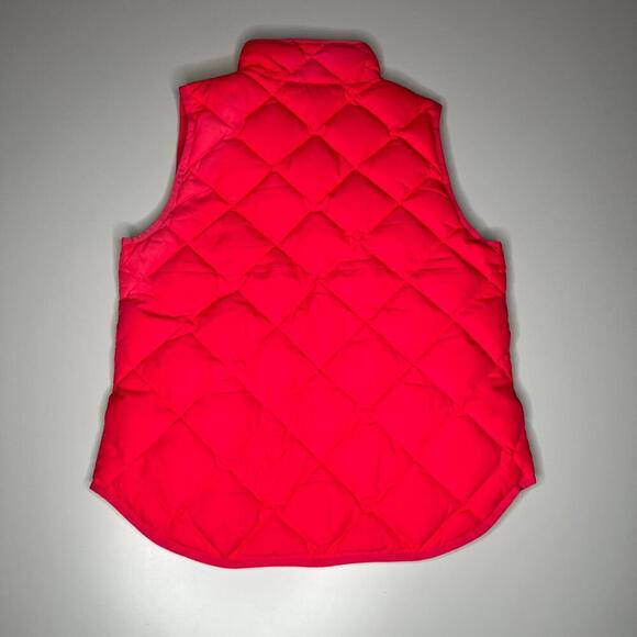 J.Crew Women’s Puffer Vest Pink 60% Down Feather Fill Quilted Medium M - Picture 2 of 9